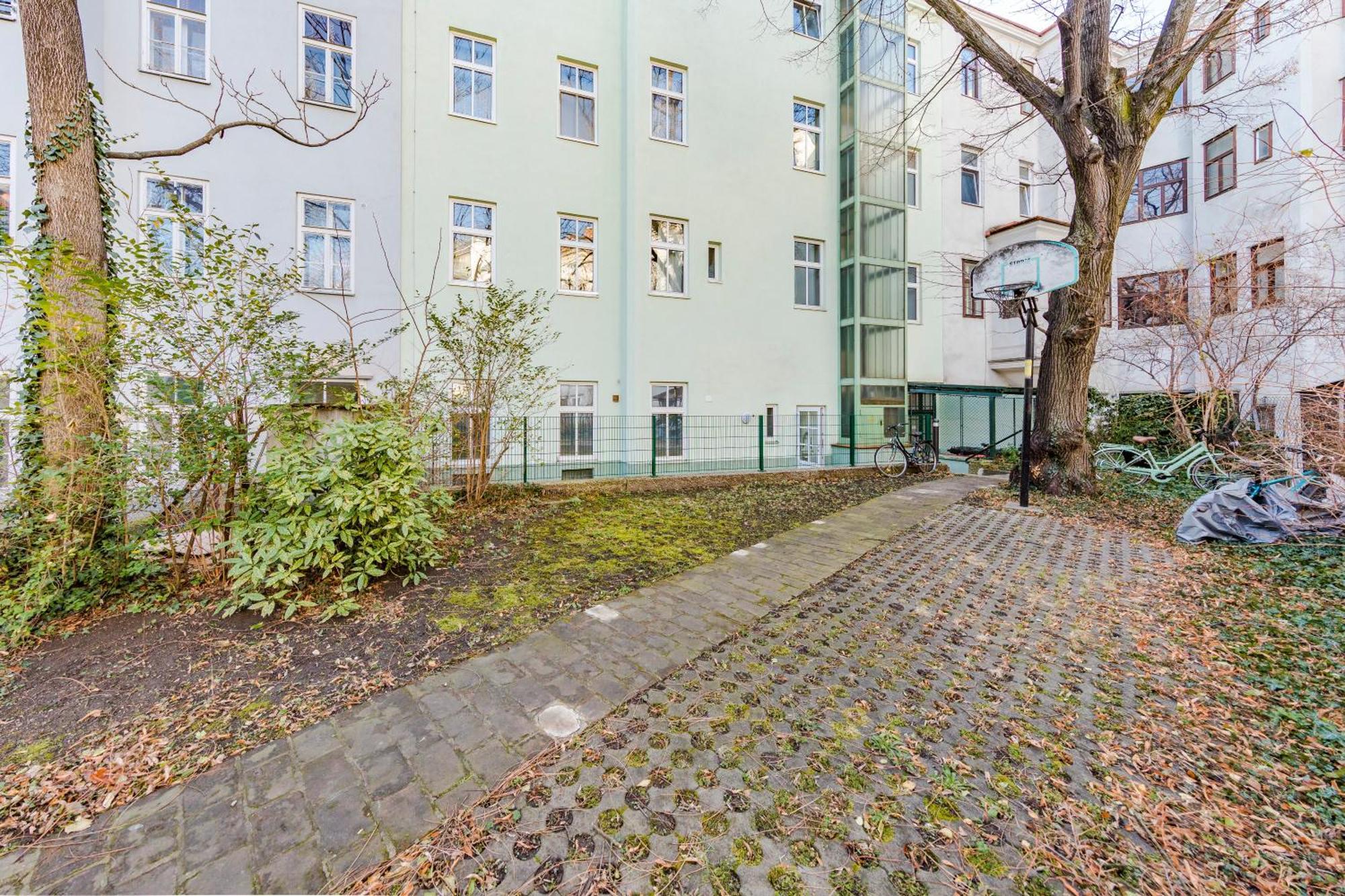 Urban Vienna Living - 18Th District Aparthotel Exterior photo